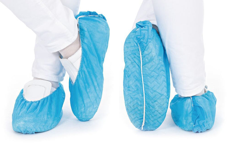 23C9.1 Cubrezapatos de PP no tejido antideslizante, desechable, 40 cm (100 uds) - Quimivitalab