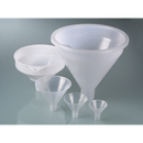 9606-0350 Embudo para polvo. PP. Ø ext.380 mm. Ø salida 21mm volumen 10000 ml